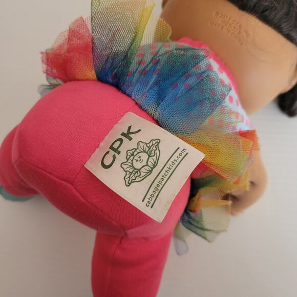 2015 OAA Cabbage Patch Kid Doll with Rainbow Tutu Skirt Dark Skin Tone - Picture 8 of 10